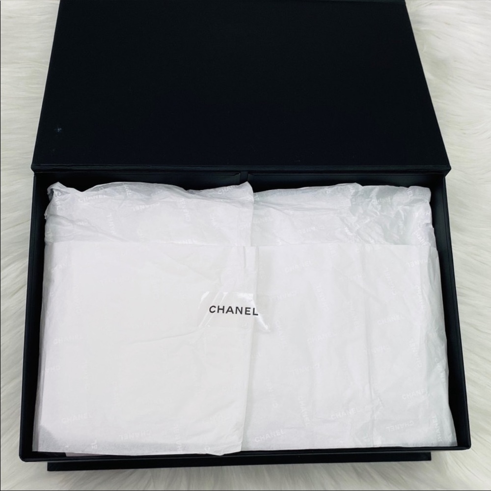 🎀 SOLD - CHANEL Caviar Leather Mini Rectangular Flap Bag - Picture 15 of 16